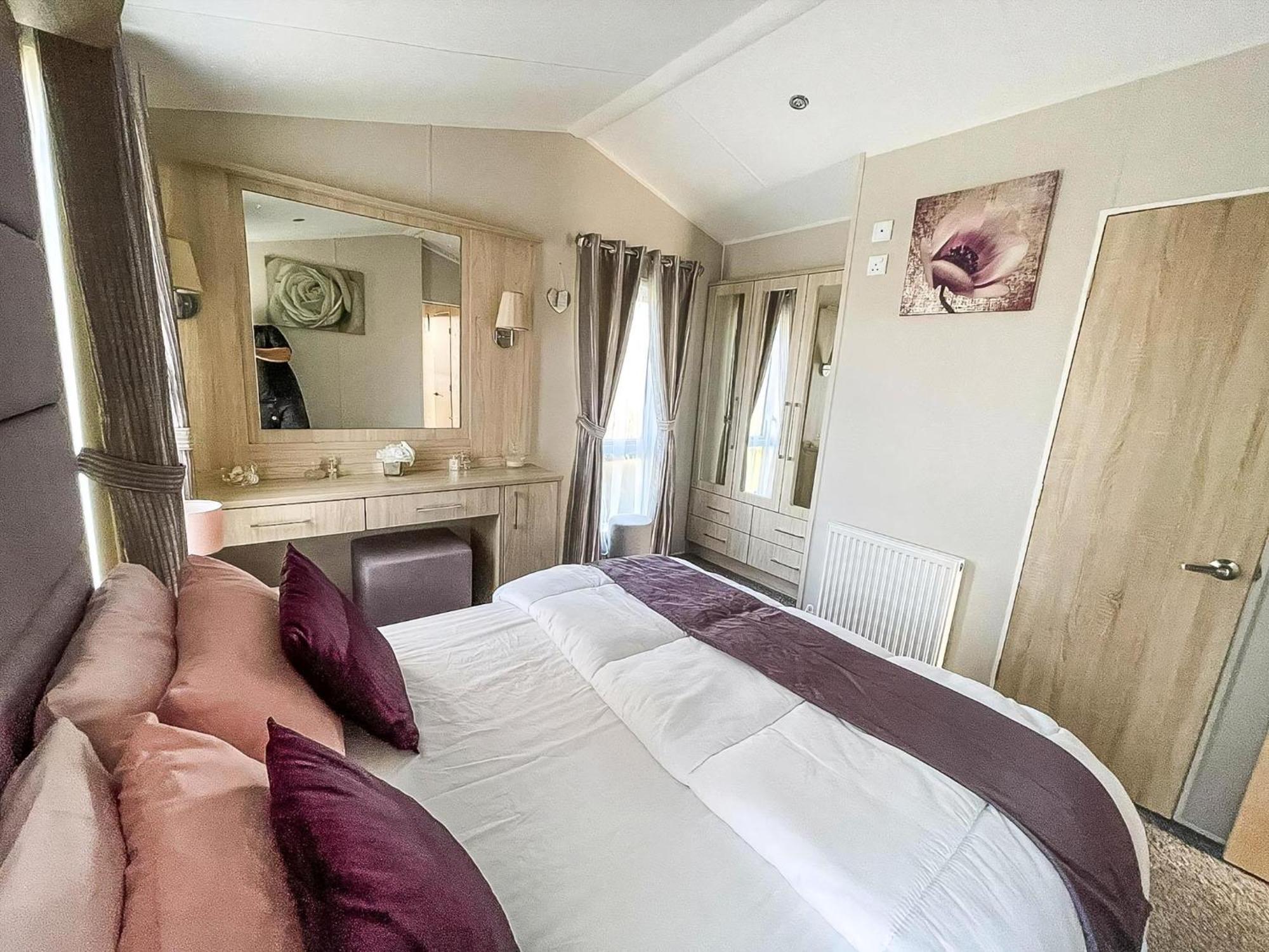 Wonderful 6 Berth Caravan For Hire By A Stunning Norfolk Beach Ref 19006Sd Scratby Exterior foto