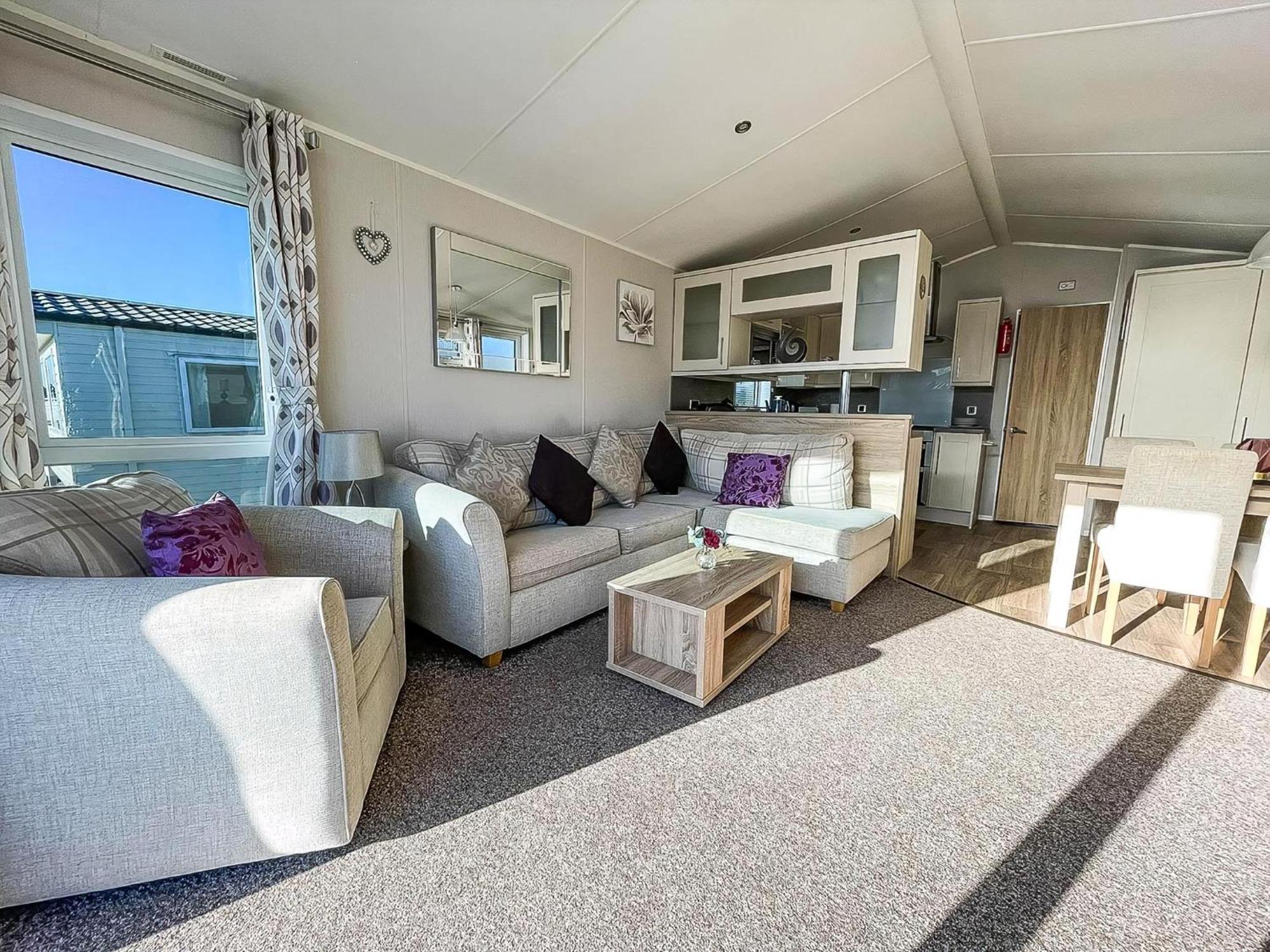 Wonderful 6 Berth Caravan For Hire By A Stunning Norfolk Beach Ref 19006Sd Scratby Exterior foto